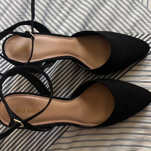 Brand new pointed toe heels - Picture 5 of 12